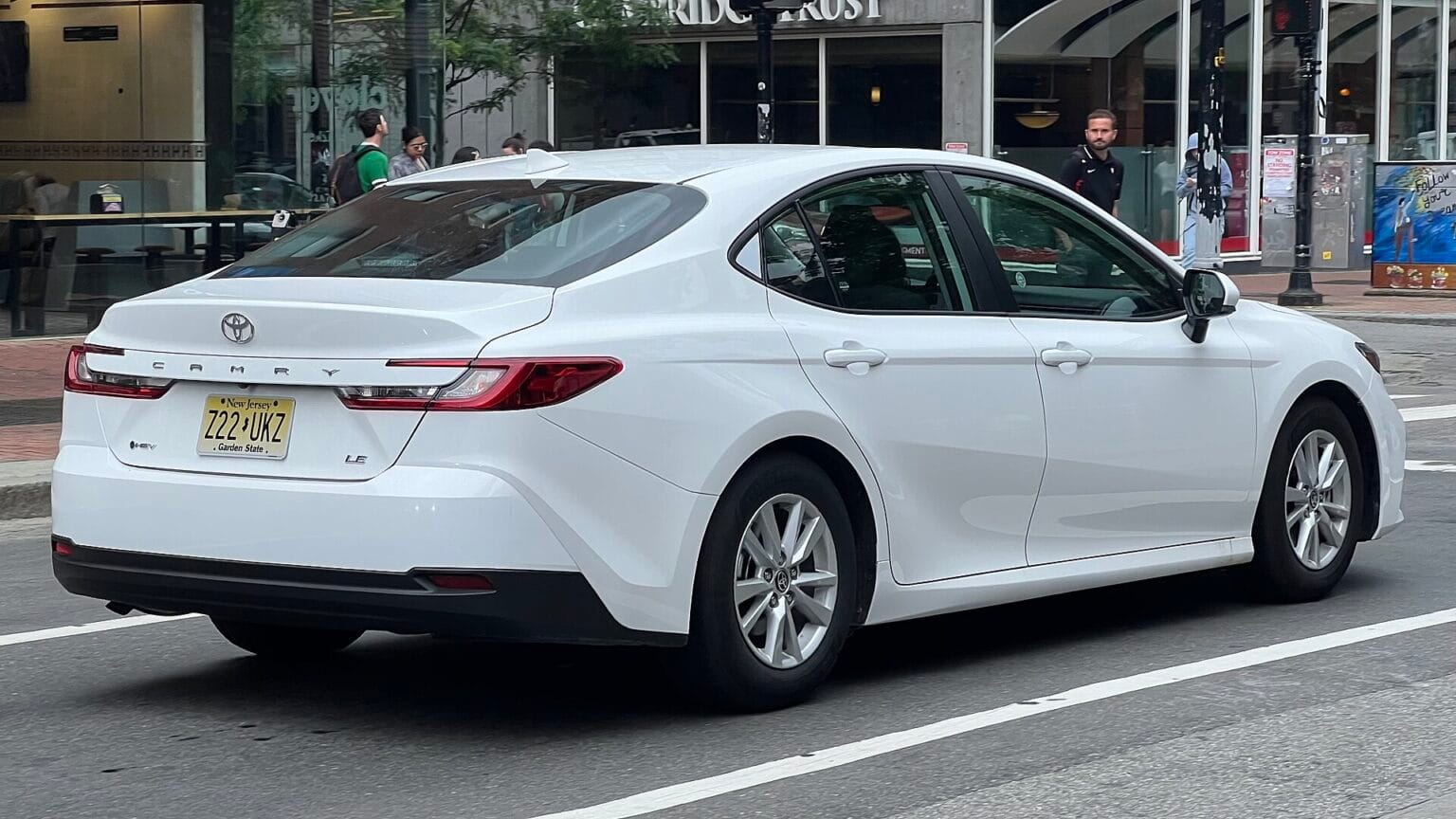 Toyota Camry 2025