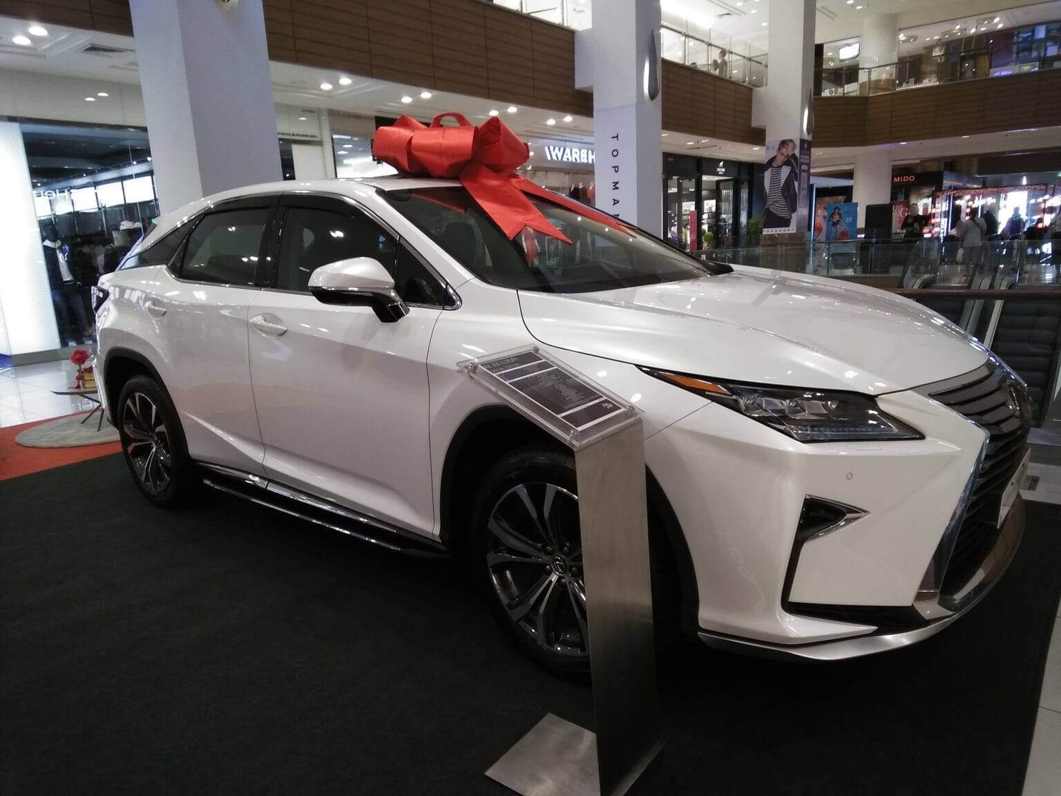 Lexus RX 2019